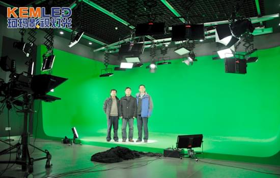 湖南長沙電視臺政法頻道虛擬演播室燈光實(shí)景圖2