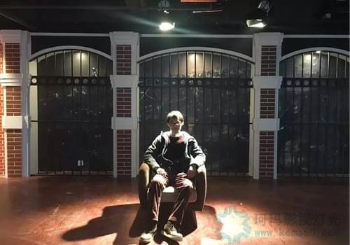 沃達(dá)文化傳媒<a href='/Product/product-0001,0075.shtml' class='keys' title='點(diǎn)擊查看關(guān)于LED演播室燈光的相關(guān)信息' target='_blank'>LED演播室燈光</a>效果圖1