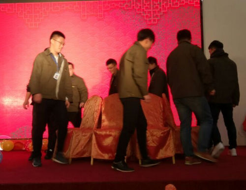 煙臺泰諾模具公司玩游戲