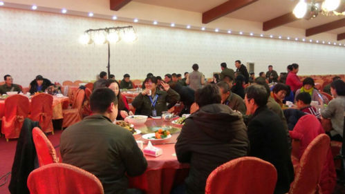 煙臺泰諾模具晚會聚餐