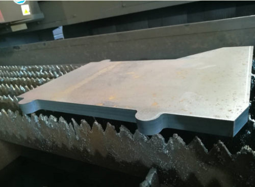 激光切割加工不同板材選擇問(wèn)題